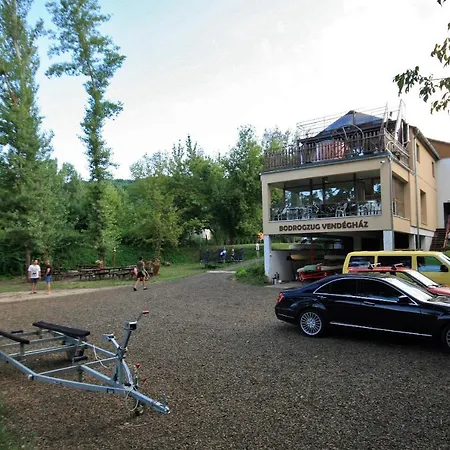 Guest house Bodrogzug Vendeghaz