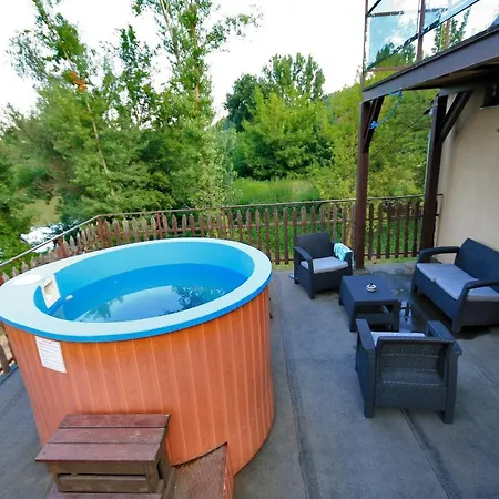 Bodrogzug Vendeghaz Guest house 4*