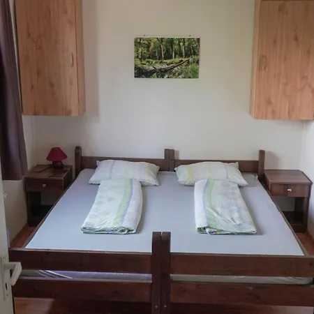 Bodrogzug Vendeghaz Gasthof 4*