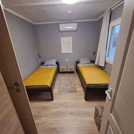 Bodrogzug Vendeghaz Guest house 4*