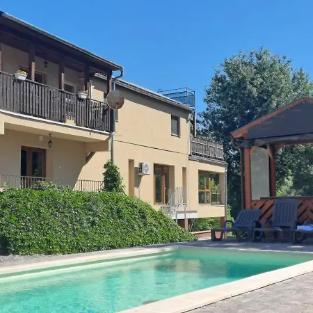 Bodrogzug Vendeghaz Πανσιόν 4*